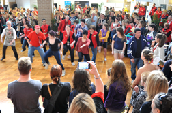 flash-mob-3
