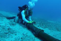 submarine cable repair