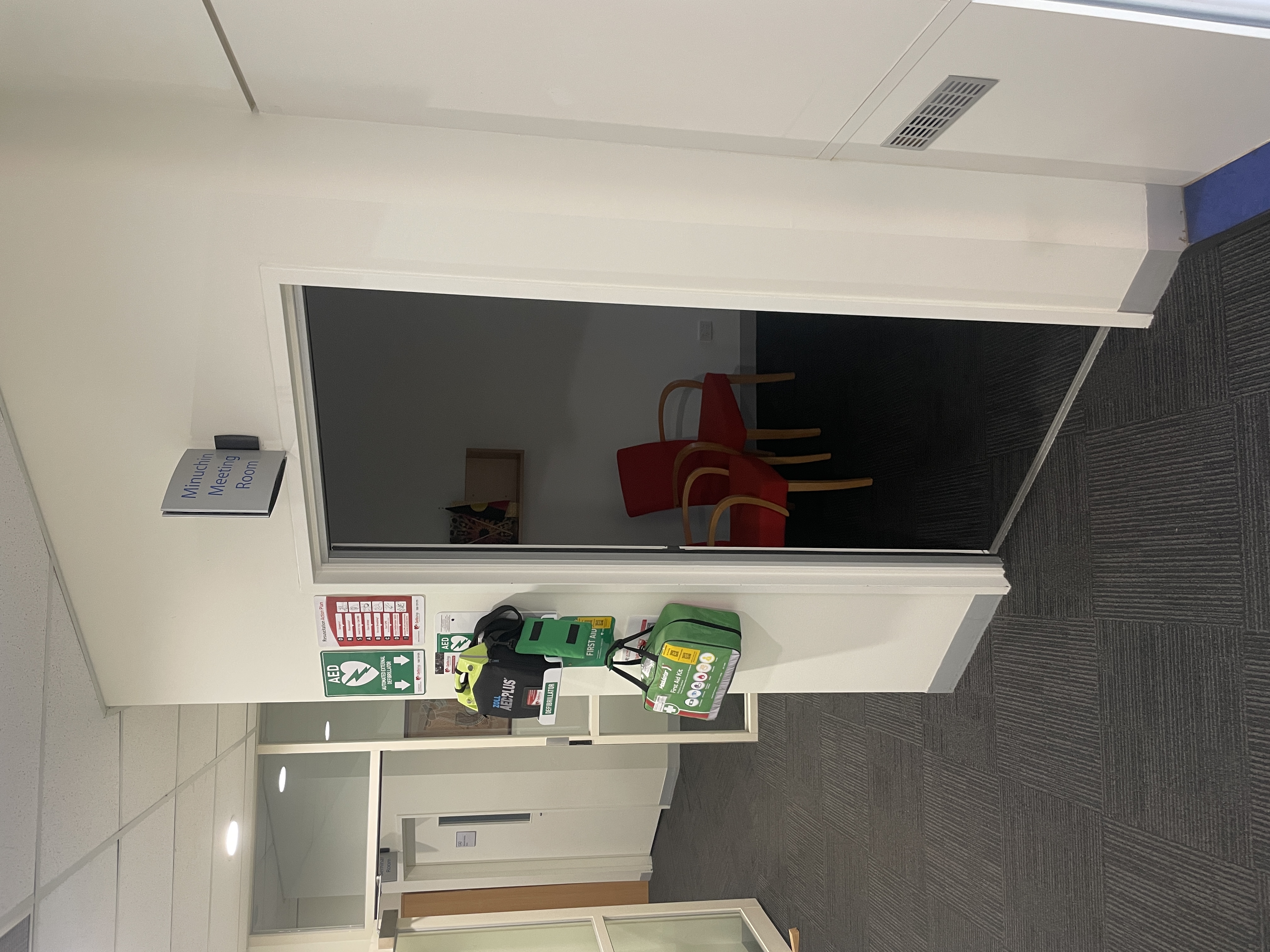 Bouverie AED Bouverie AED