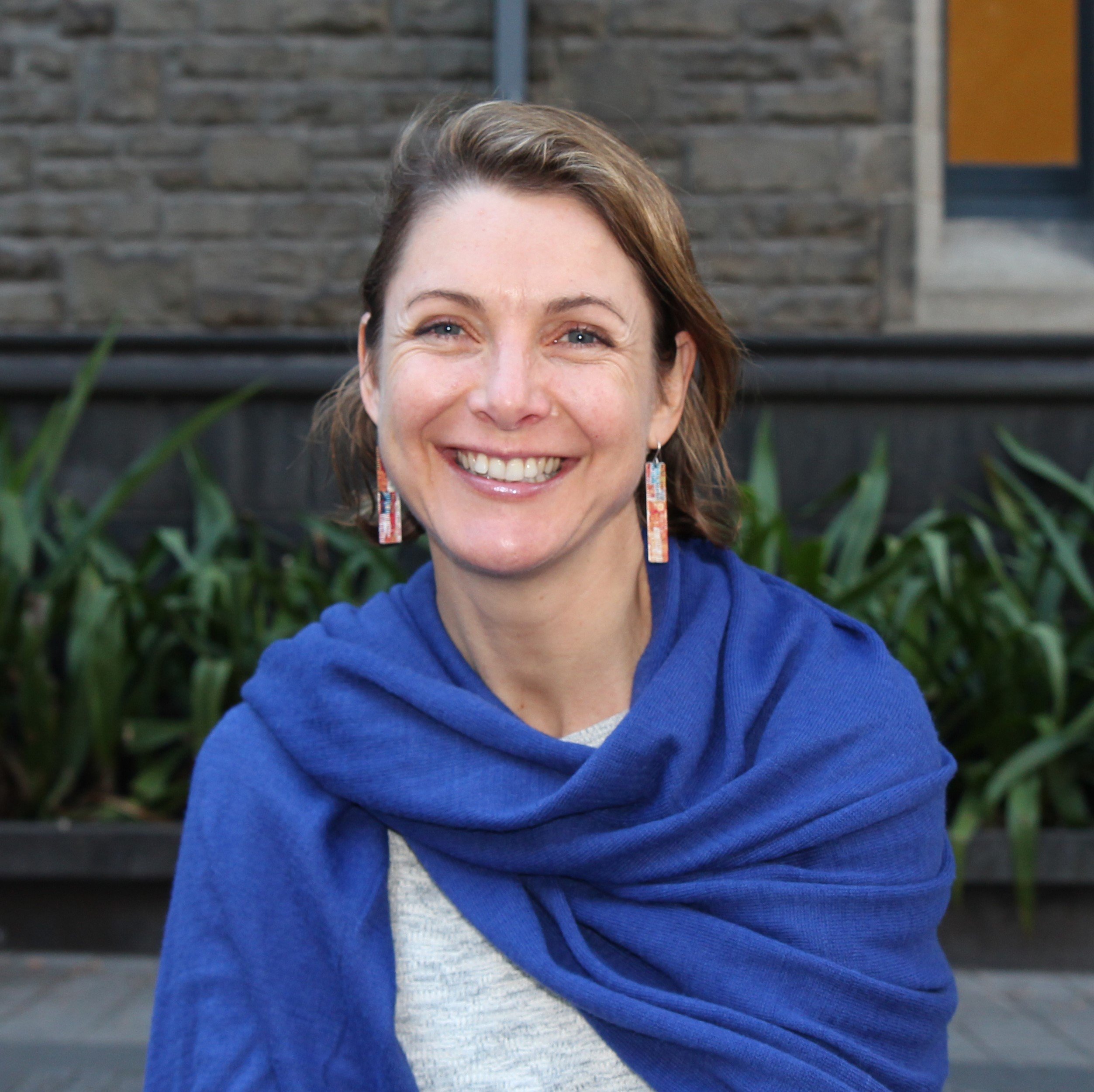 Head shot of Professor Lauren Rickards