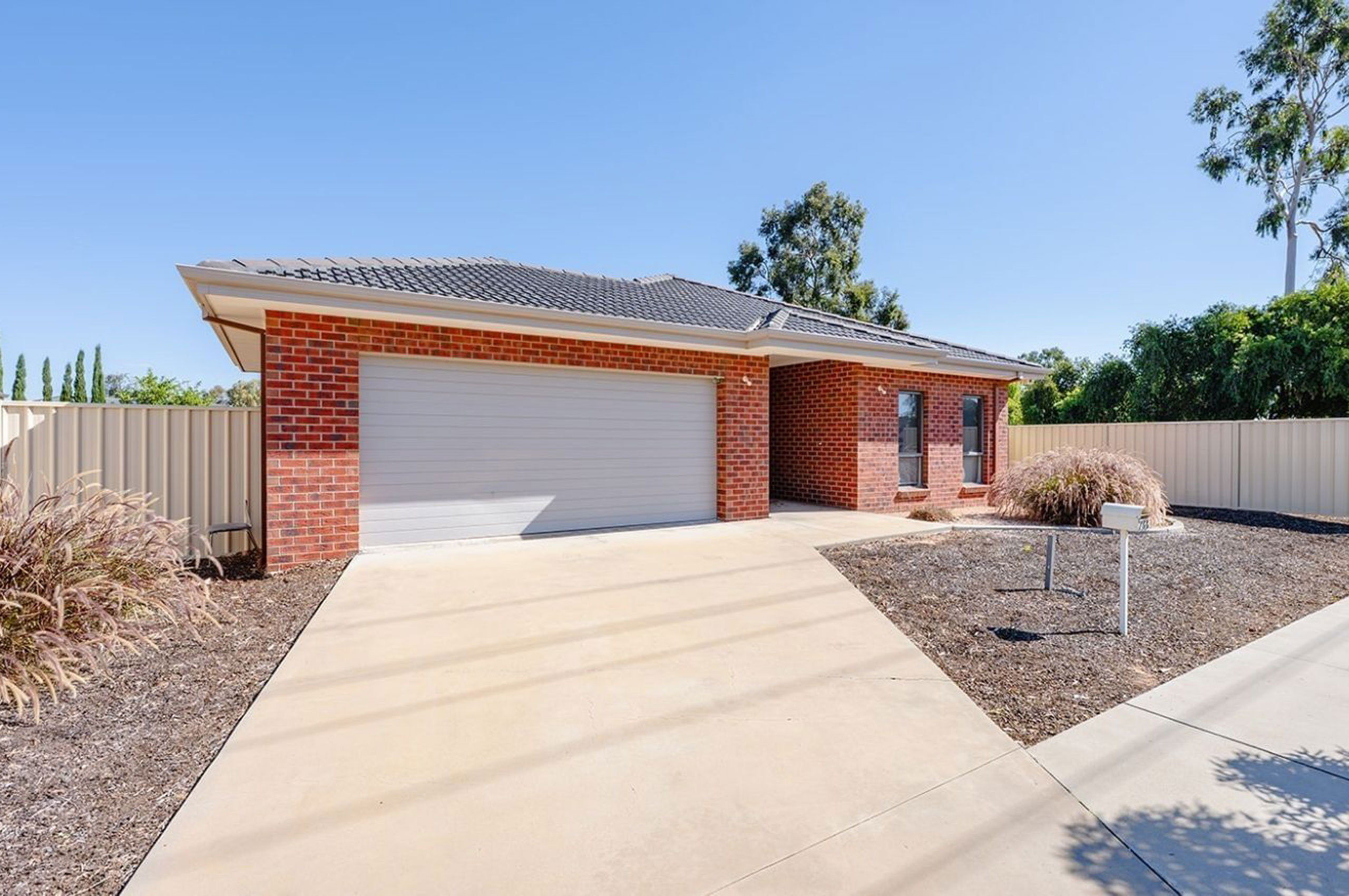 Image of Mildura accommodation exterior.