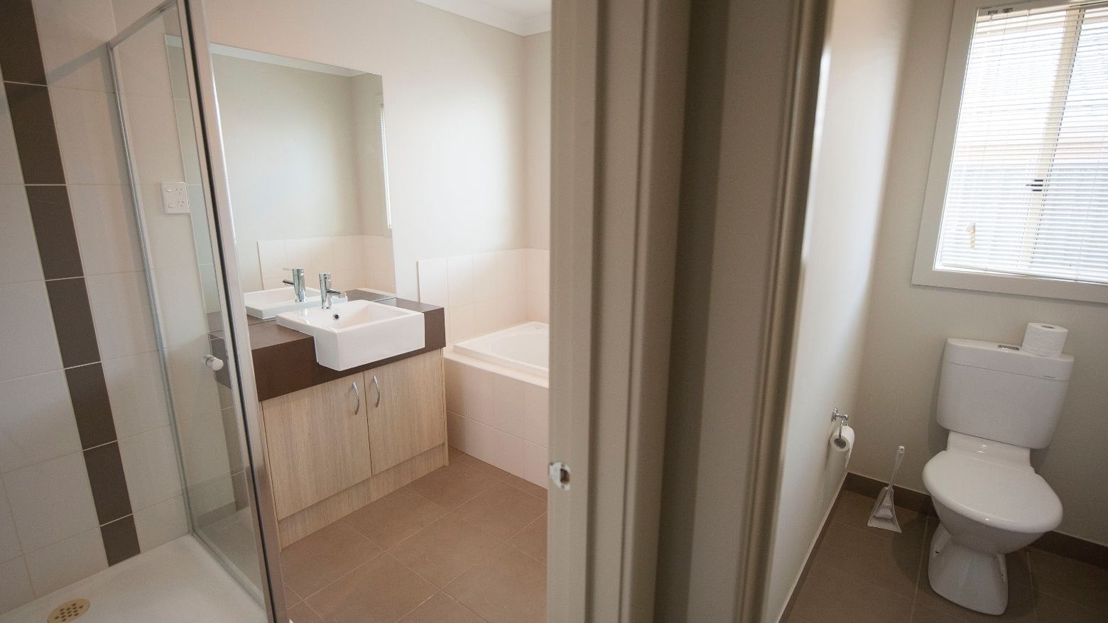 Image of Shepparton accommodation bathroom.