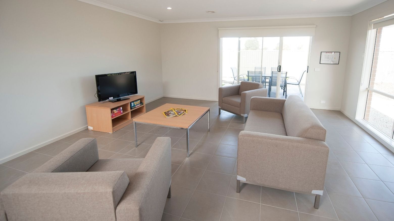 Image of Shepparton accommodation living area.