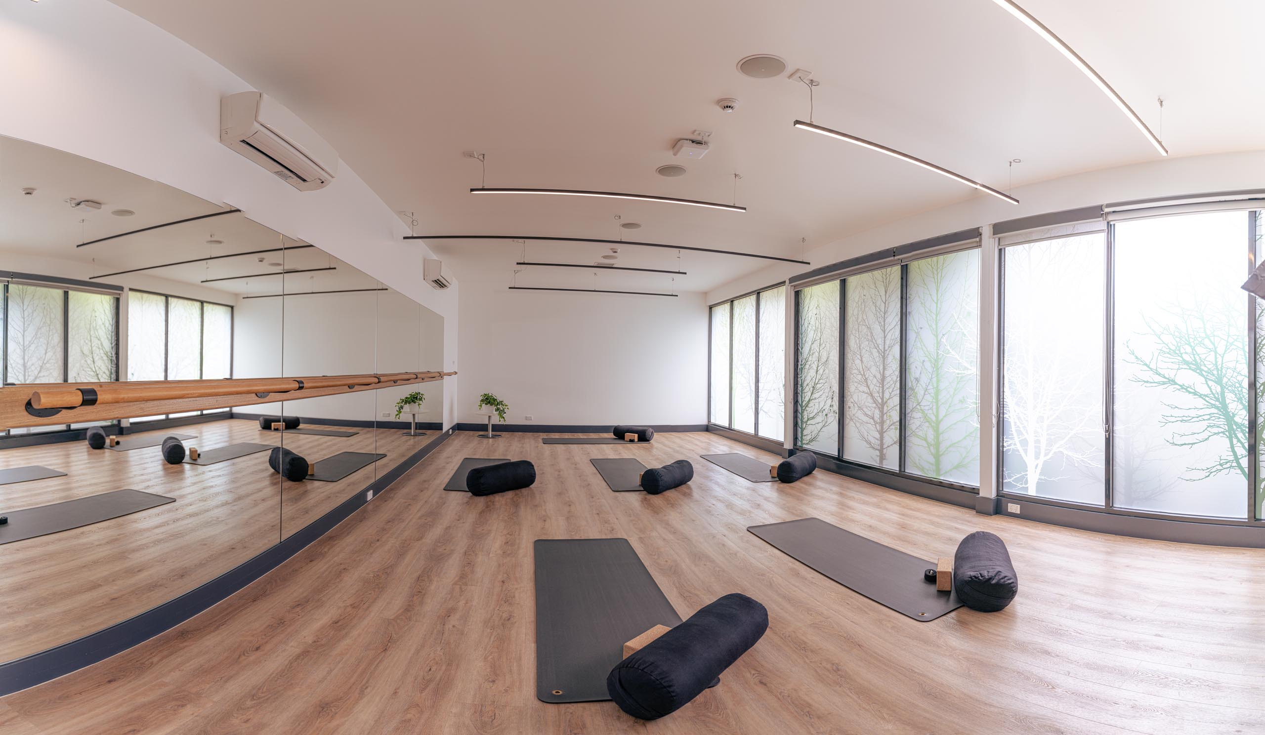Zen Den Studio - Yoga Set Up