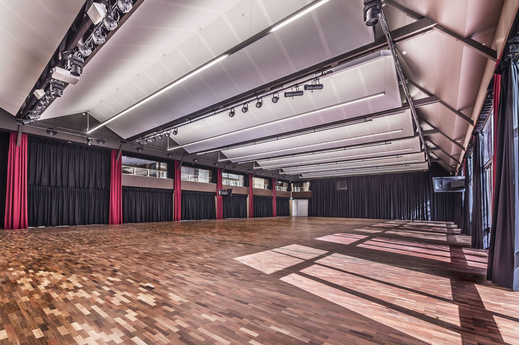 Union Hall upgrade, Infrastructure and Operations, La Trobe University