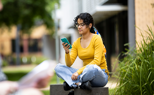 5 reasons to update your mobile phone number