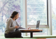 How the La Trobe Access Scholarship could support you