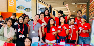 La Trobe volunteers and student interns at O Week