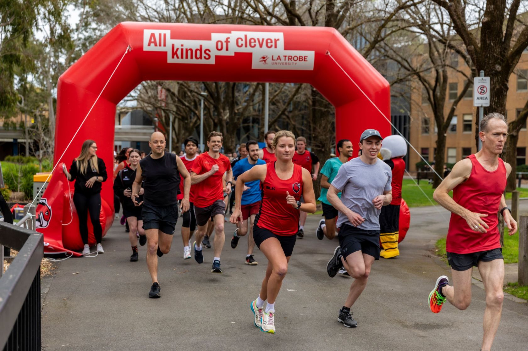 La Trobe Campuses Spring To Life With The Team La Trobe Walk Run 