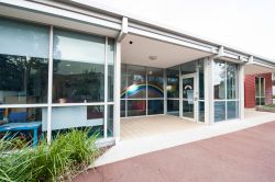 Front entrance of Bouverie centre