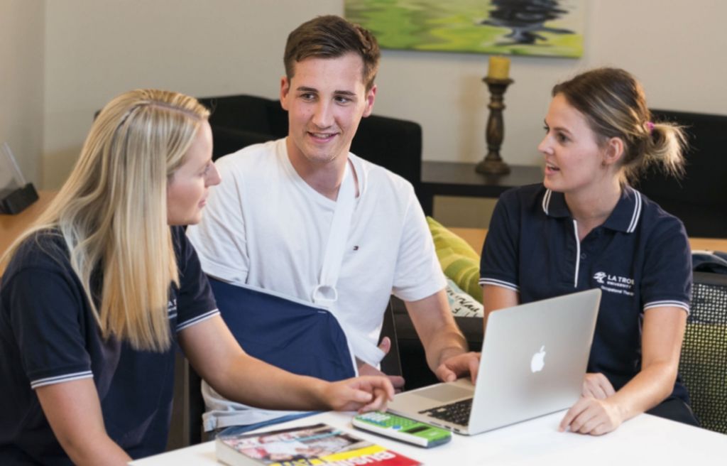 Grants and scholarships, Careers and Opportunities, La Trobe University